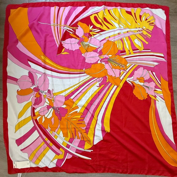 Guarisco Italy Accessories - Guarisco Italy Floral Scarf